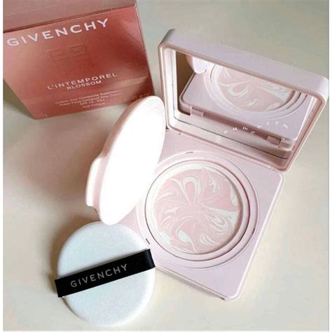 givenchy l'intemporel blossom fresh-face compact day cream spf 15 12g|Givenchy L’Intemporel Blossom Compact Day Cream SPF15 .